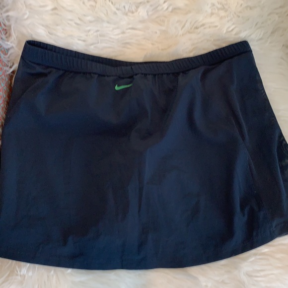 Tennis skort - Picture 2 of 3